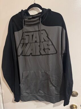 Star Wars Men's Gray & Black Crewneck Pullover